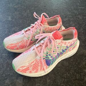 Nike ZoomX Invincible running shoes size 7.5